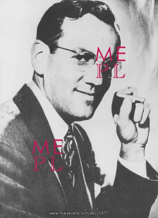 : The musician Glenn Miller : The musician Glenn Miller