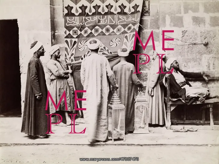  : Muslim men going to prayers, Cairo, Egypt