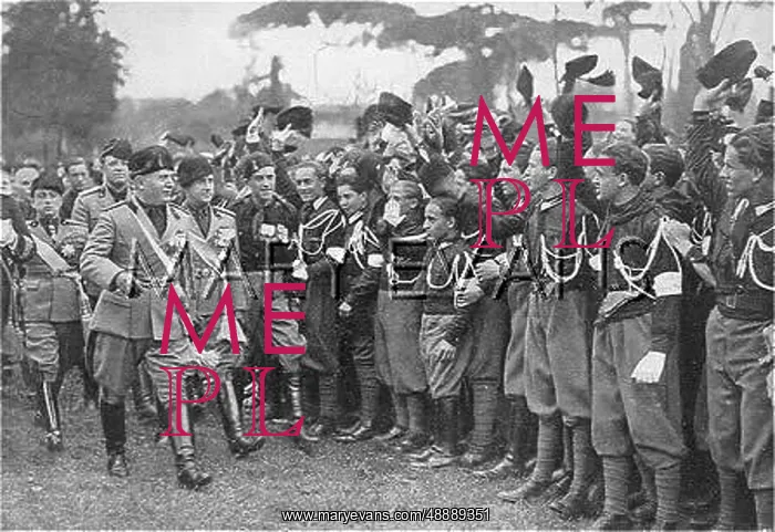 : MUSSOLINI ACCLAIMED : MUSSOLINI ACCLAIMED