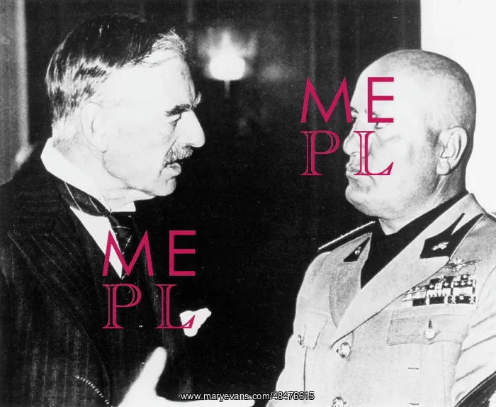 : MUSSOLINI & CHAMBERLAIN : MUSSOLINI & CHAMBERLAIN