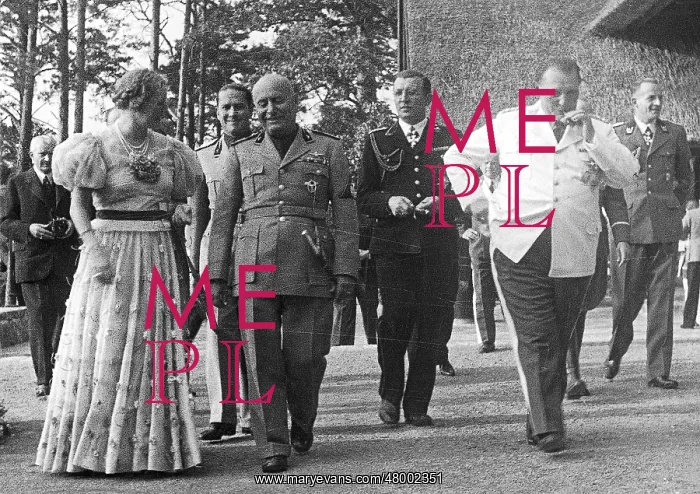 : Mussolini with Goering at Karinhall : Mussolini with Goering at Karinhall