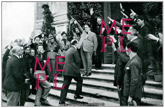  : Mussolini saluted 1924