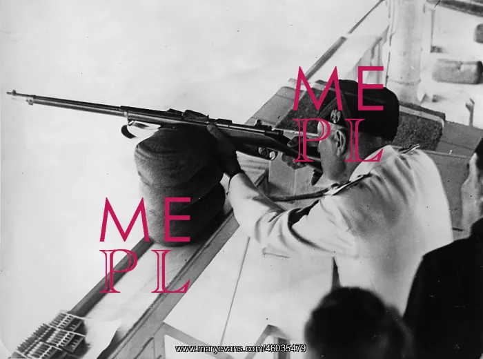  : Mussolini at a shooting gallery