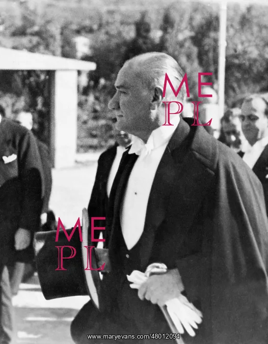 : Mustafa Kemal Atatuerk : Mustafa Kemal Atatuerk