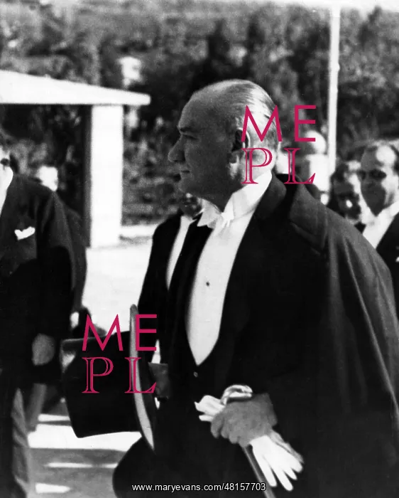 : Mustafa Kemal Atatuerk : Mustafa Kemal Atatuerk