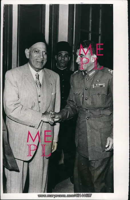 : Mustafa Nahas, General Naguib, conference in Cairo : Mustafa Nahas, General Naguib, conference in Cairo