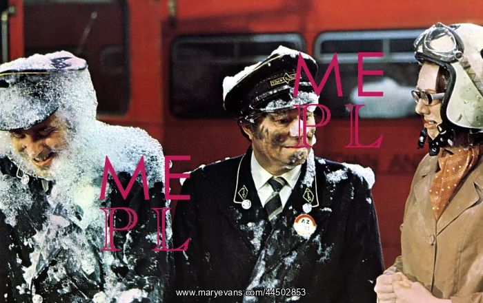 : Mutiny On The Buses (1972) : Mutiny On The Buses (1972)