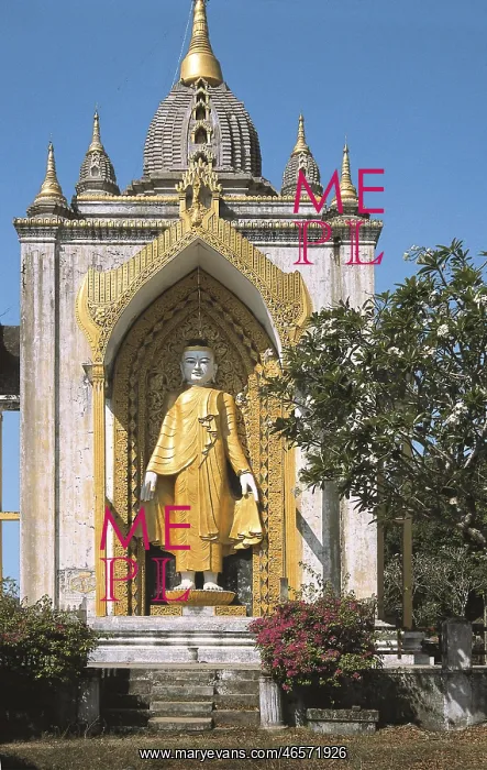  : MYANMAR. PEGU. Bago. Figue of Buddha in an abandoned