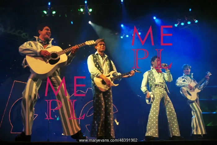 : Na Na boy band, 1994 : Na Na boy band, 1994