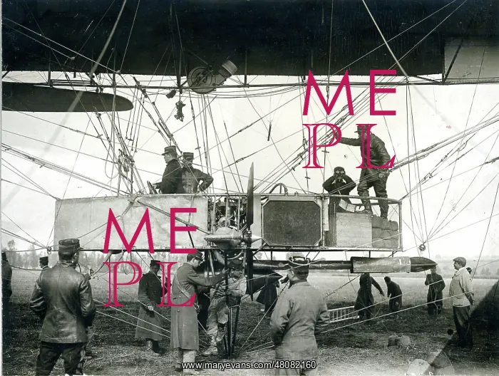 : The nacelle of the Lebaudy airship Republique : The nacelle of the Lebaudy airship Republique