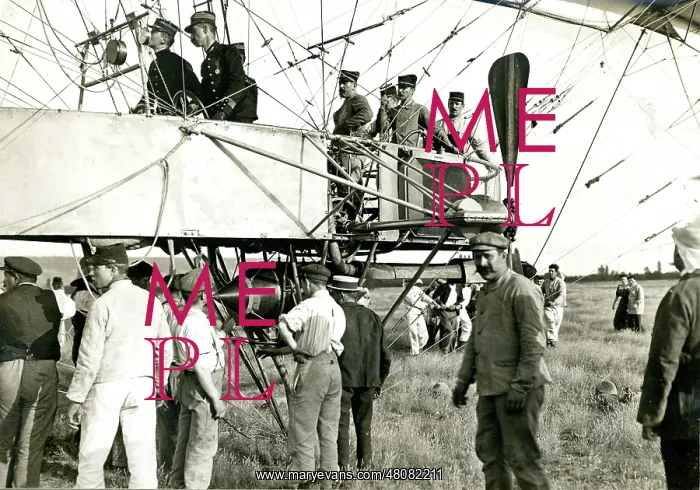 : The nacelle of the Lebaudy airship Republique : The nacelle of the Lebaudy airship Republique