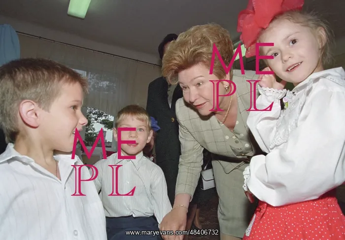 : NAINA YELTSINA IN KALININGRAD : NAINA YELTSINA IN KALININGRAD