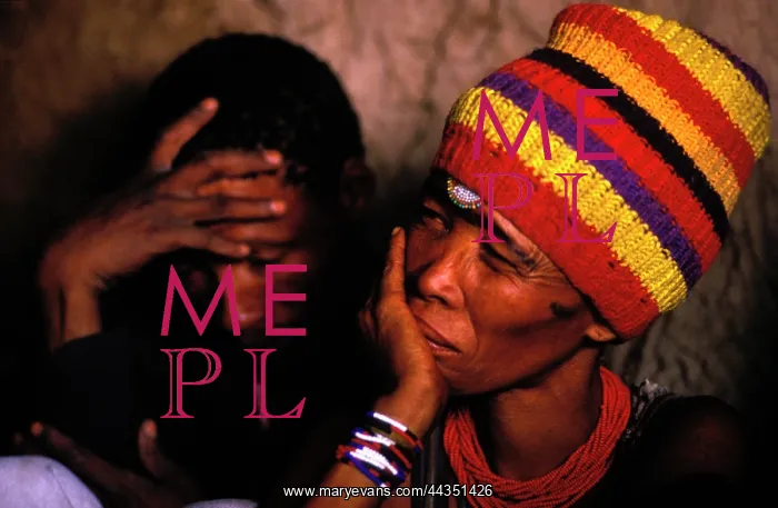 : Namibia, Bushman Land, Nyae Nyae, 1997: San Bushman : Namibia, Bushman Land, Nyae Nyae, 1997: San Bushman