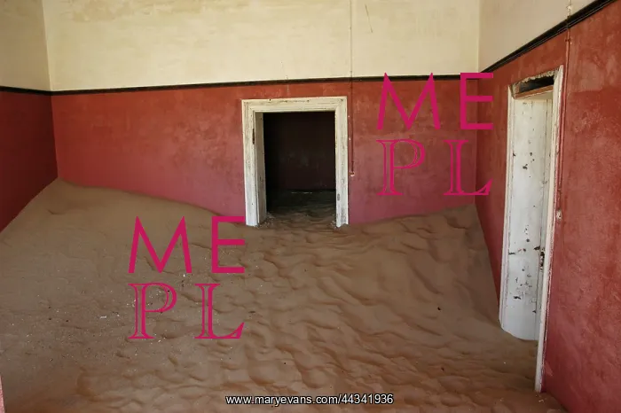 : Namibia, Kolmanskop - Old diamond mining town : Namibia, Kolmanskop - Old diamond mining town
