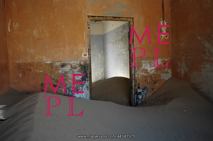 : Namibia, Kolmanskop - Old diamond mining town : Namibia, Kolmanskop - Old diamond mining town