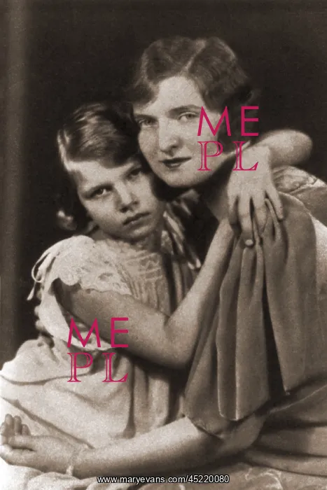 : Nan Britton (1896-1991) and her daughter, ? : Nan Britton (1896-1991) and her daughter, ?