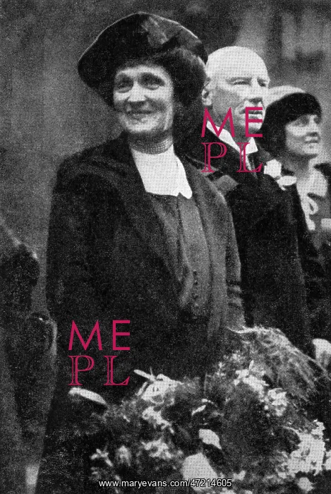 : NANCY, LADY ASTOR : NANCY, LADY ASTOR