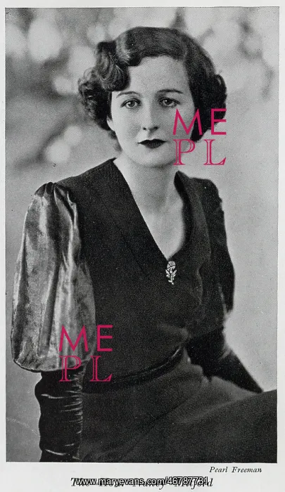 : Nancy Mitford, formal studio portrait : Nancy Mitford, formal studio portrait