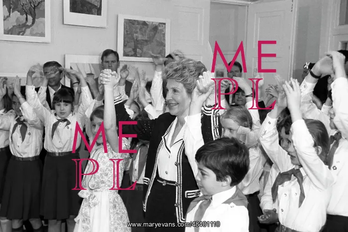 : Nancy Reagan visits Moscow, 1988 : Nancy Reagan visits Moscow, 1988
