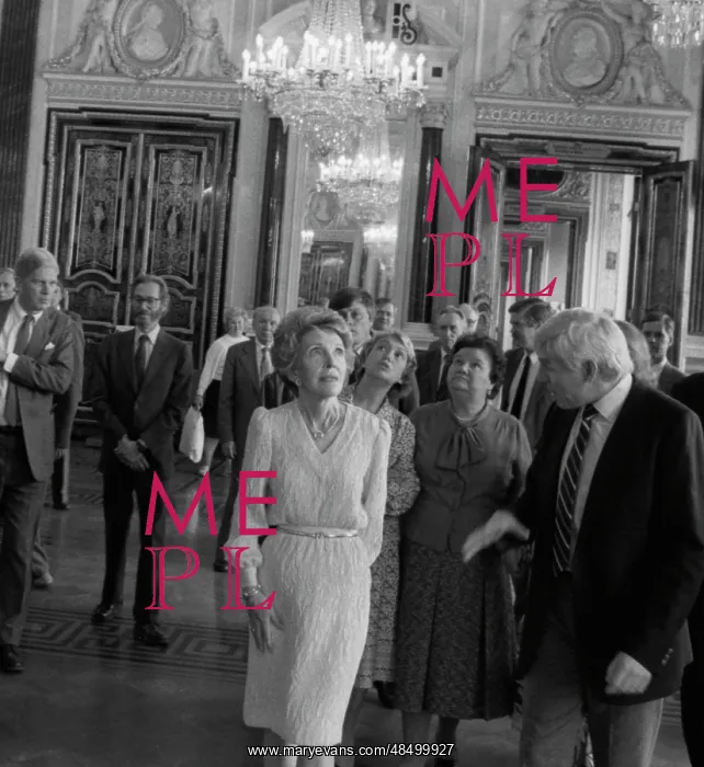 : Nancy Reagan Visits USSR : Nancy Reagan Visits USSR