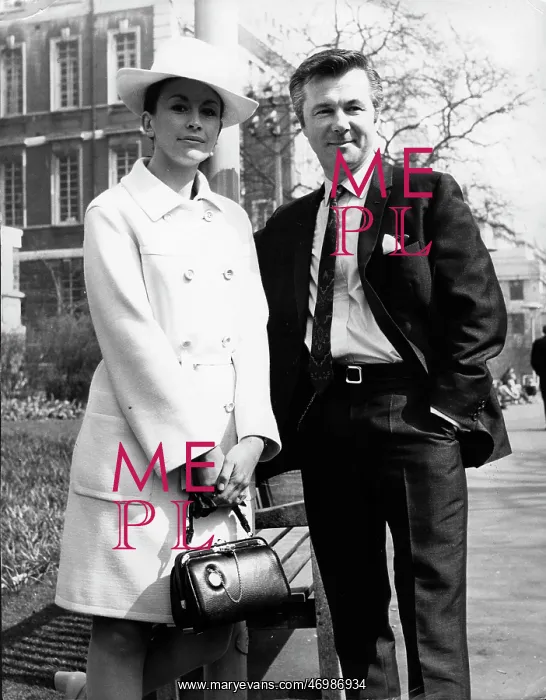 : Nanette Newman and Bryan Forbes : Nanette Newman and Bryan Forbes