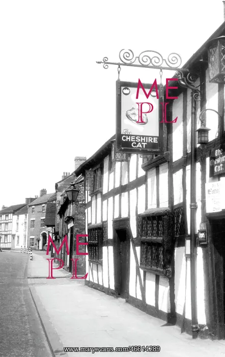  : Nantwich, the Cheshire Cat c1965