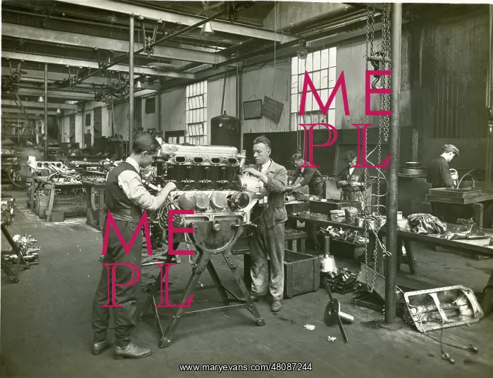 : Napier fitting shop in 1929 : Napier fitting shop in 1929