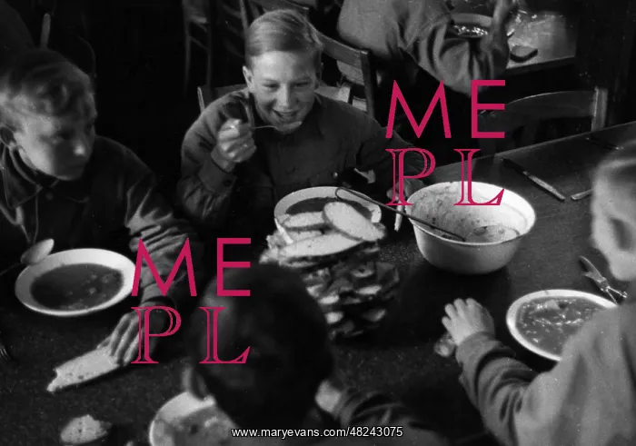 : NAPOLA students eating, undated : NAPOLA students eating, undated