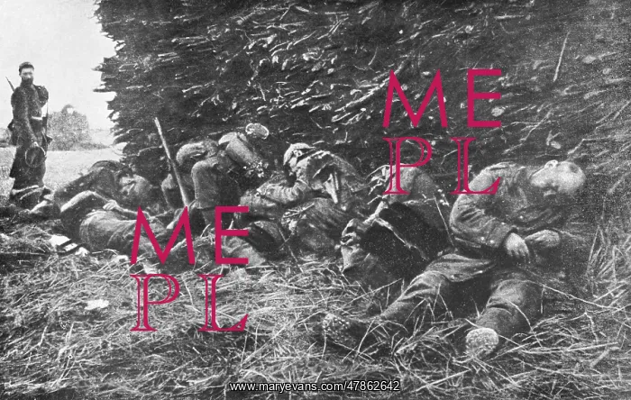  : Napping soldiers WWI