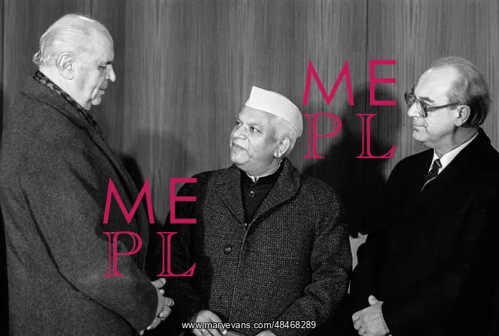 : Narayan Dutt Tiwari visits USSR : Narayan Dutt Tiwari visits USSR