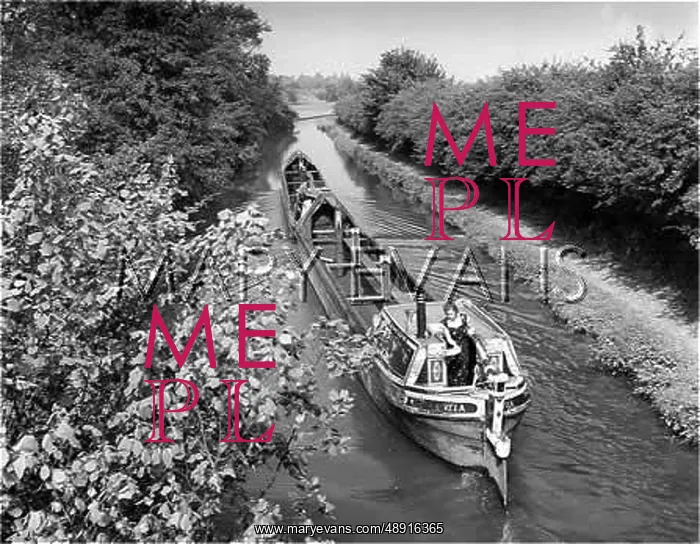 : NARROW BOATS : NARROW BOATS