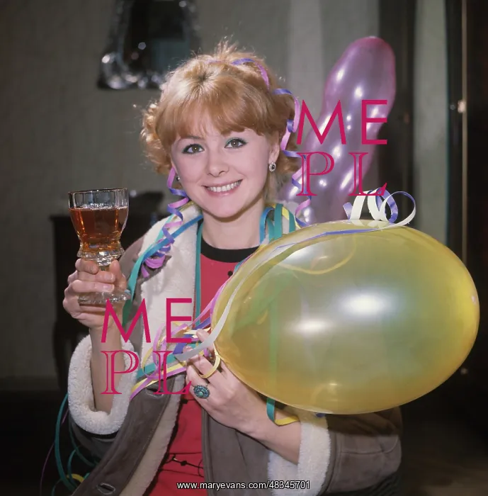 : Natalya Seleznyova, 1970 : Natalya Seleznyova, 1970