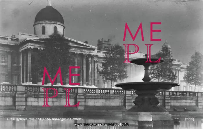 : The National Gallery at Night : The National Gallery at Night