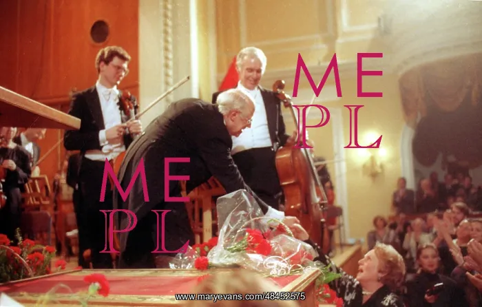 : US National Orchestra led by Mstislav Rostropovich : US National Orchestra led by Mstislav Rostropovich