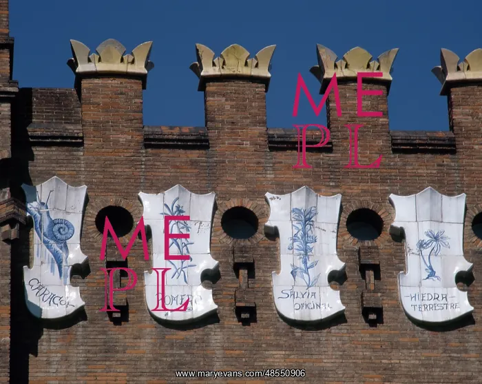 : Natural History Museum. Three Dragons Castle. Barcelona. Spa : Natural History Museum. Three Dragons Castle. Barcelona. Spa