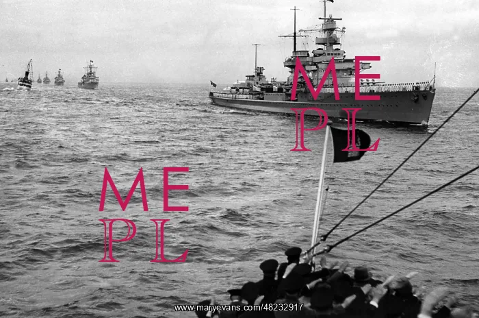 : Naval review after the fleet exercises, 1936 : Naval review after the fleet exercises, 1936