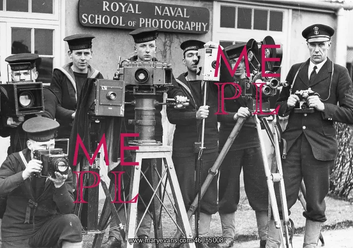 : Naval school of photography : Naval school of photography