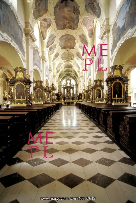 : Nave in Strahov : Nave in Strahov