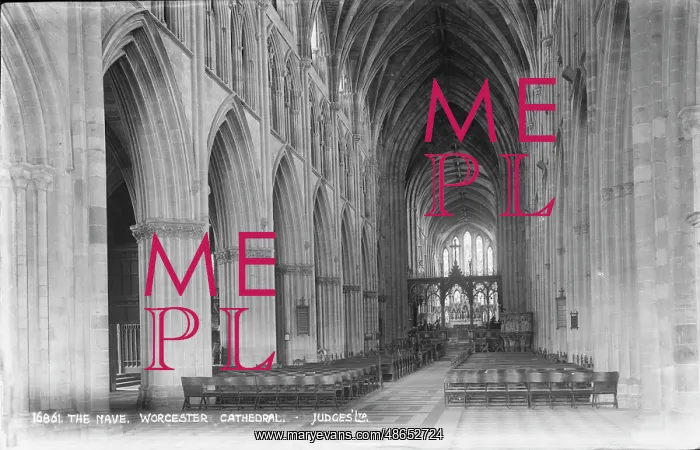 : The Nave of Worcester Cathedral : The Nave of Worcester Cathedral