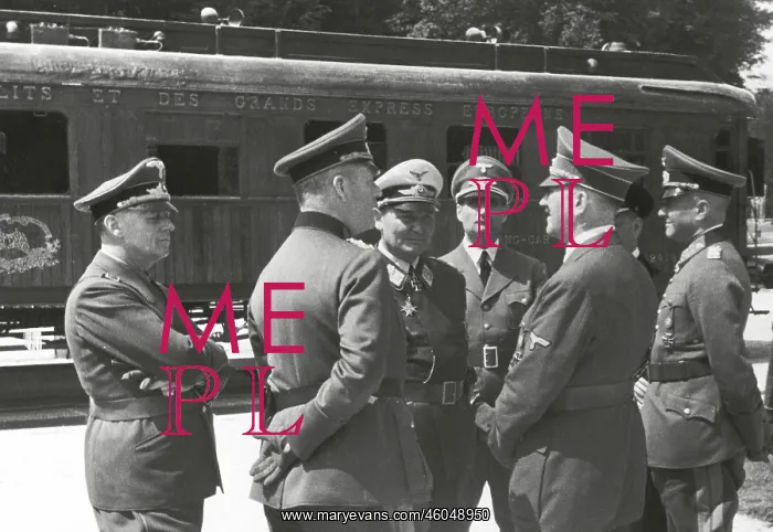: Nazi officials during a conversation : Nazi officials during a conversation