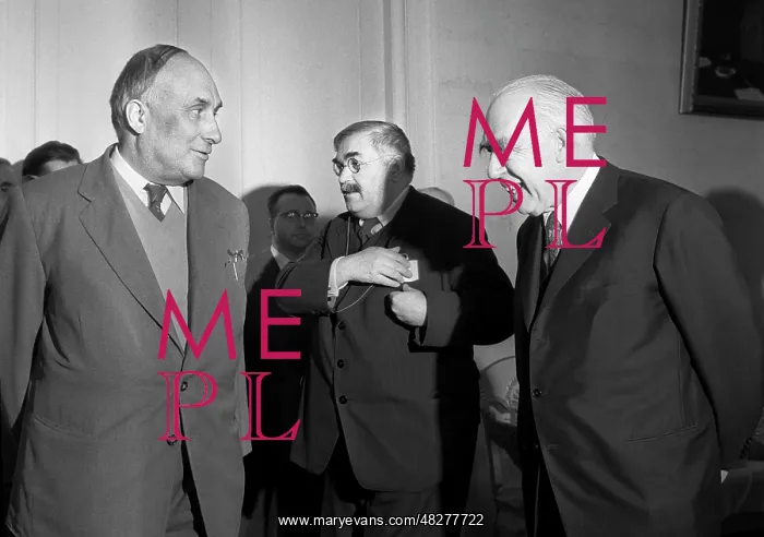 : N.Bohr's visit to the USSR : N.Bohr's visit to the USSR