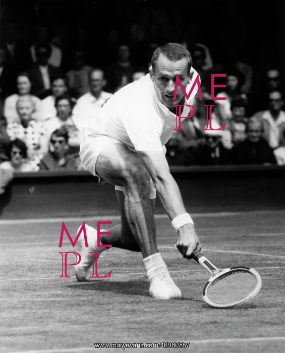 : Neale Fraser during a tennis match : Neale Fraser during a tennis match