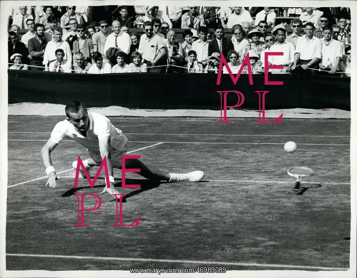 : Neale Fraser in tennis match at Wimbledon : Neale Fraser in tennis match at Wimbledon