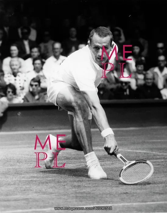 : Neale Fraser in tennis match at Wimbledon : Neale Fraser in tennis match at Wimbledon