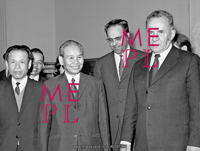 : Negotiations in Kremlin, 1972 : Negotiations in Kremlin, 1972