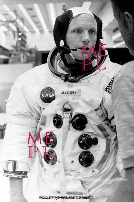 : Neil Armstrong 1930-2012 First Man On The Moon : Neil Armstrong 1930-2012 First Man On The Moon