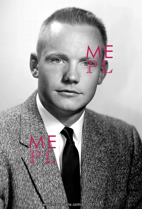 : Neil Armstrong, American Astronaut and Test Pilot : Neil Armstrong, American Astronaut and Test Pilot