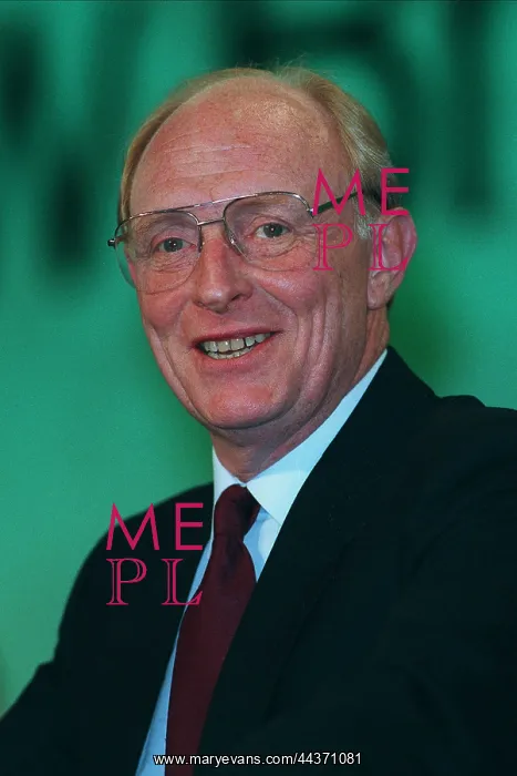  : Neil Kinnock MP