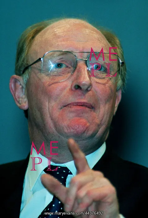  : Neil Kinnock MP