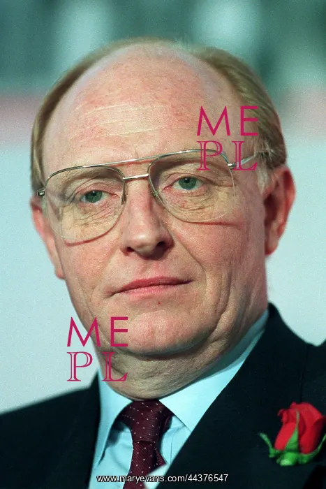  : Neil Kinnock MP